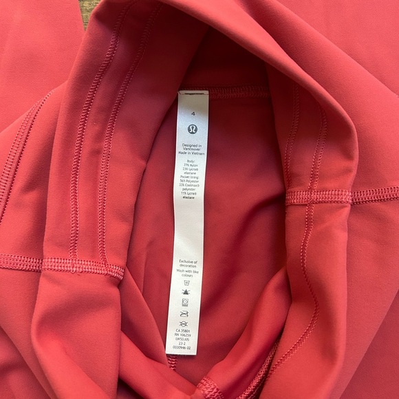 LULULEMON Wunder Train High-Rise Tight 28"
Vintage Rose no tags Like New Conditn - Picture 7 of 14